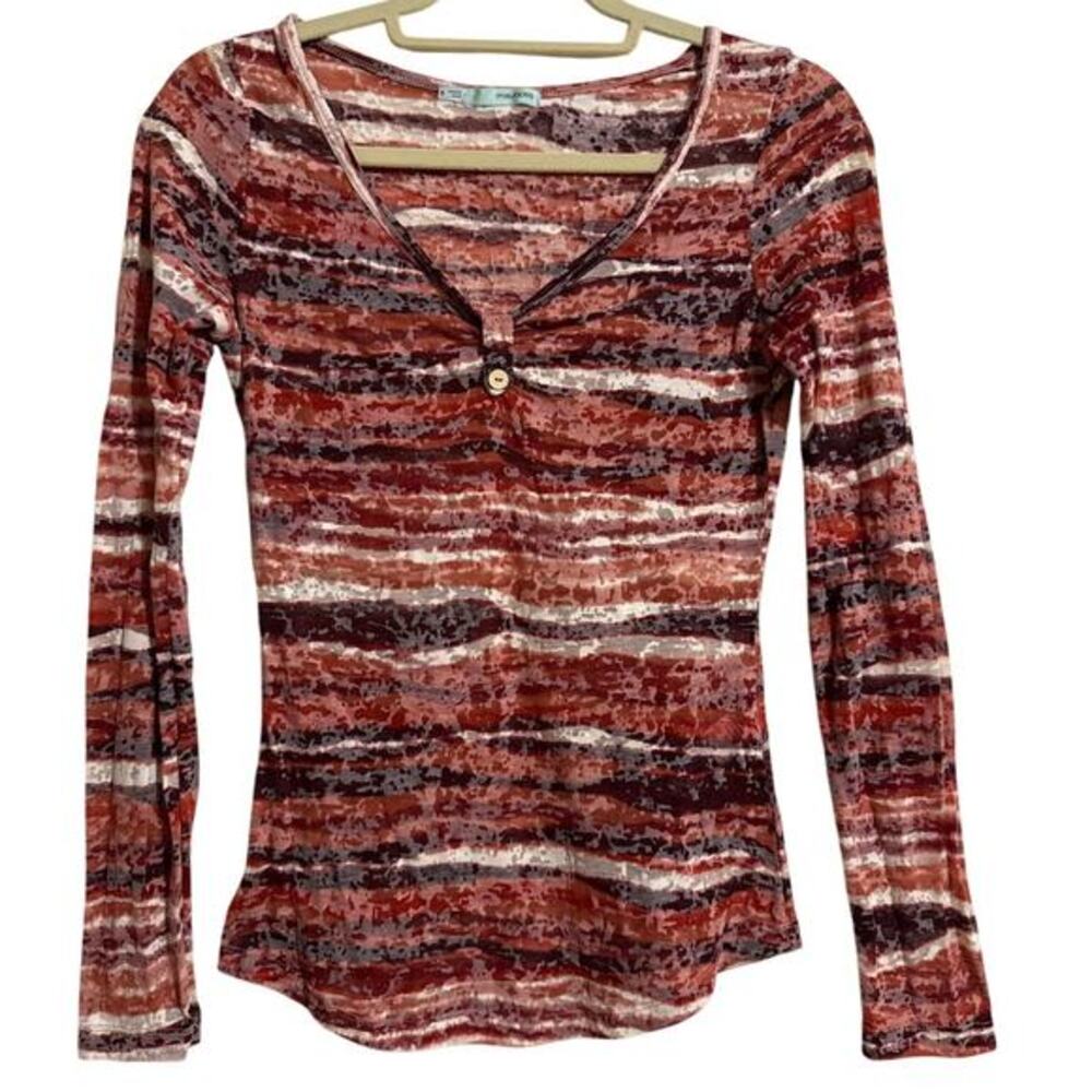 Maurices Womens Small Burnout Knit Long Sleeve V-Neck Top Abstract Stripe Rust